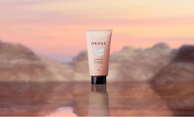 夏の毛穴汚れ・角栓を徹底ケア！ブランド累計販売数2000万個突破*「DROAS」から＜ミクロスクラブ**＞と＜3種の泥***＞配合の洗顔料「クレイマイルドスクラブウォッシュ」 が8月14日新発売