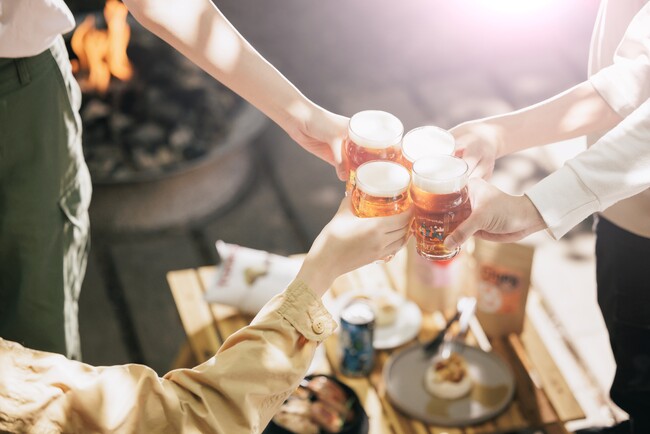 【星野リゾート　BEB5軽井沢×ヤッホーブルーイング】軽井沢産ホップでつくられたクラフトビール！1年に1度の特別なイベント「フレッシュホップエール開栓祭」開催｜期間：2024年10月3日～10月11日