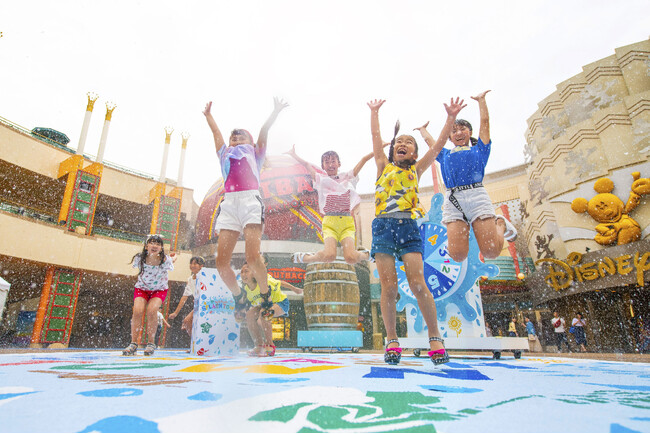 期間限定イベント今年も開催！夏休みはイクスピアリで大量の水しぶきを浴びて楽しむ「スプラッシュ・チャレンジ！」へ