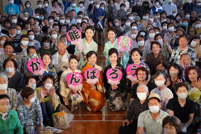 アンバサダーの伍代夏子氏が演歌歌手仲間の皆様と能登半島地震被災地復興応援コンサートを開催
