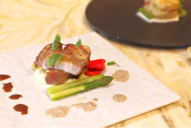 【イビス大阪梅田】パンやサラダが食べ放題！ランチタイム限定「選べるメインとビュッフェのセット」が本日7月19日（金）よりスタート！