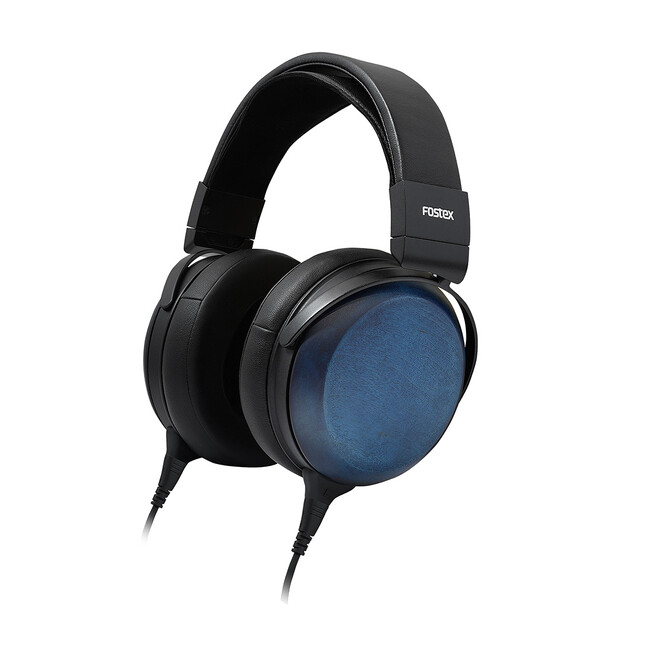 日本伝統の本藍で染め上げたハウジングに新開発の平面振動板RPドライバーを内蔵したRPヘッドホンのフラッグシップ、密閉型とオープン型で登場