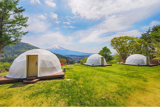 【愛犬家待望の”ワンちゃん同伴OK！”新客室オープン】＆【お得な夏休みを応援！”夏得キャンペーン”開催中】～全棟が富士山を臨む特等席【杓子山ゲートウェイキャンプ】