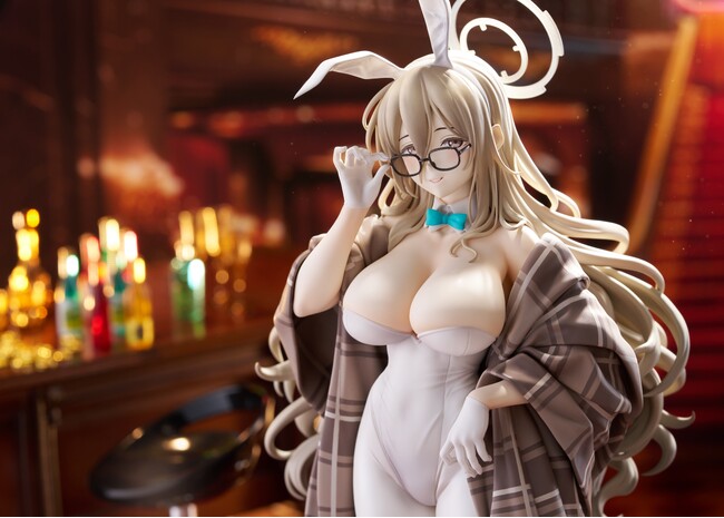『ブルーアーカイブ -Blue Archive-』より、「アカネ(バニーガール)」が1/7スケールフィギュアになって登場！！