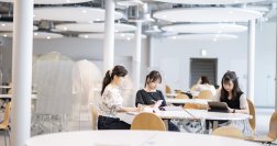 日本女子大学文学部2学科の名称変更を予定--現代社会を生き抜くために大切な「言葉」と「心」を広く深く学ぶ