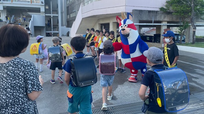 ゴーディーによるあいさつ運動(24年度7月)実施のご報告