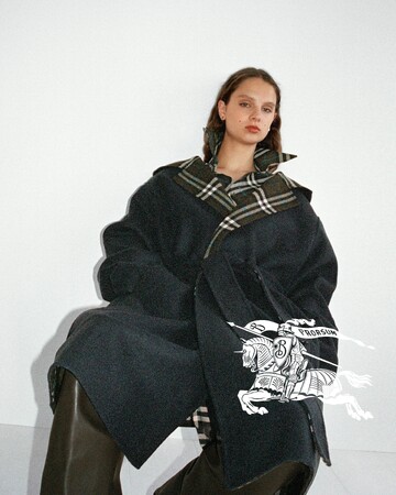 【BURBERRY】バーバリーによるコアドレッシングの新たな進化