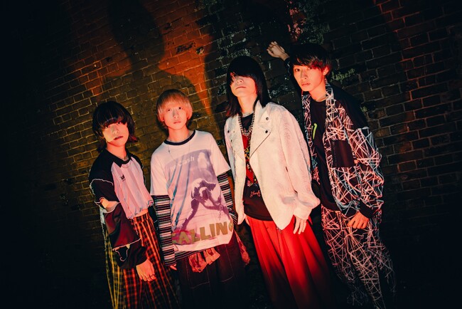 《楽曲制作の裏側に迫る #BehindTheSong》シンガーズハイ・内山ショートをゲストに迎え、New Album「Serotonin」より「STRAIGHT FLUSH」を深掘り