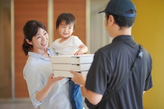 デリバリーはする？しない？宅配ピザチェーンについて大調査！【1000人アンケート】