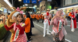 専門学校アリス学園に在籍する生徒と教職員の計約300人が「第73回金沢百万石まつり」の「百万石踊り流し」に参加 専門学校アリス学園に在籍する生徒と教職員の計約300人が「第73回金沢百万石まつり」の「百万石踊り流し」に参加