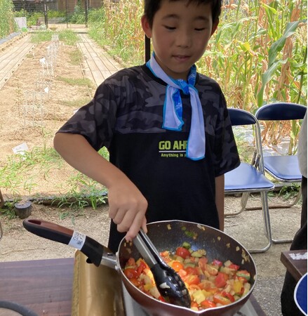 ＜カゴメ、ヤンマーマルシェ、タキイ種苗による「野菜をとろうキャンペーン」共同企画＞「植育からはじまる食育」体験イベントとして「とりたて野菜の料理教室」を開催