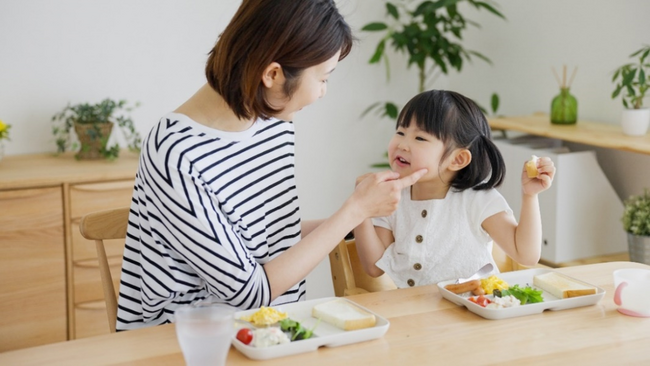 約8割のママが家事の負担増など夏休みの生活に悩んでいると回答！親子のケア商品を展開する「マー＆ミー ラッテ」が夏休み中のママの生活調査レポートを公開