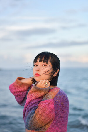 近藤夏子、ベリーグッドマンRover提供の新曲「÷」リリース。“自分を肯定していい。”そんな気持ちにさせてくれる大人の自己肯定ソング