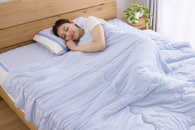 革新的冷感で夏の寝苦しさを解決！「カクシング」から接触冷感寝具シリーズが登場。
