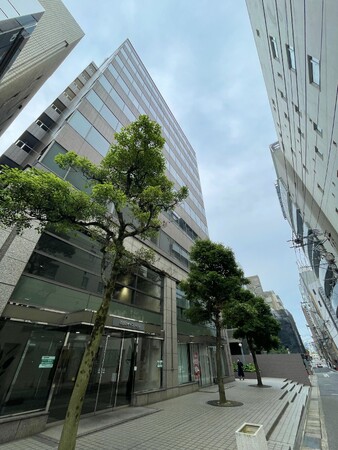 【オフィスビル内覧会】8月2日（金）10時～16時　興善町イーストビル（JR長崎駅徒歩12分、桜町駅徒歩4分）リニューアルした共用部や、すぐに入居できるオフィス什器設置済みの区画の見学も可能