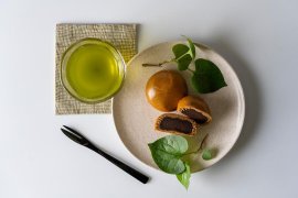 四代目 熱海温泉 毒饅頭 四代目 熱海温泉 毒饅頭