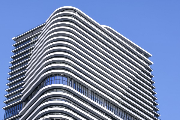 歴史と文化が息づく水の都・大阪の堂島にそびえる新しいアイコン 「フォーシーズンズホテル大阪」2024年8月1日開業