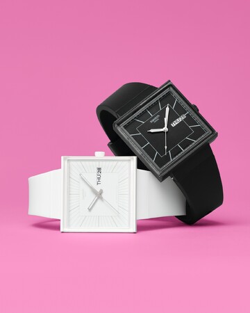 【Swatch】 SWATCH のスクエアシェイプの「BIOCERAMIC WHAT IF?」コレクションにモノクロのブラックとホワイトが登場！　８月１日発売