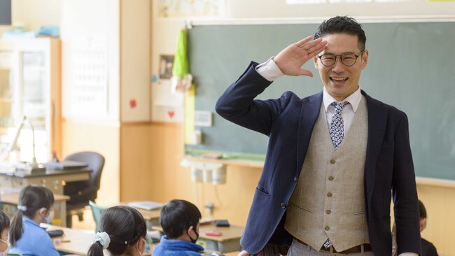 NIJIN代表取締役 兼 オルタナティブスクール校長「星野達郎」がYouTubeチャンネル登録者数1000人を突破