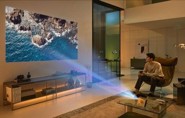 Makuake先行販売で目標金額3472％達成！ミニマル4Kレーザープロジェクター「LG CineBeam Q」を8月7日（水）より本格販売開始