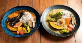 ▲スパイスカレー2種(右:エスニック×ハーブカレー、左:和×スパイスカレー) ▲スパイスカレー2種(右:エスニック×ハーブカレー、左:和×スパイスカレー)