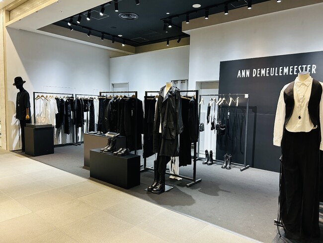 ANN DEMEULEMEESTERのポップアップが渋谷PARCOで開催