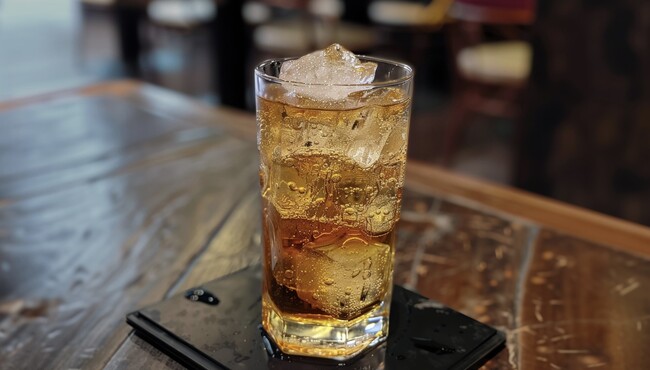 話題沸騰！バニラウイスキーを使った香り豊かな「バニラハイボール」がイーストウッドの２店舗でも販売開始！