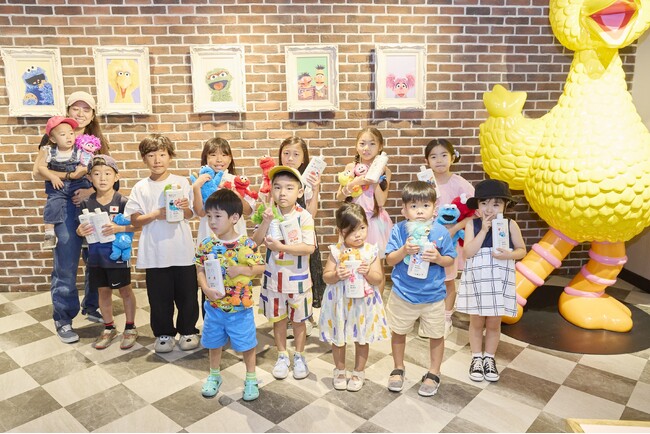 【エコストア】セサミストリートマーケットと共催 楽しくクリエイティブに学べるワークショップを8月7日（水）に開催！世界で1つだけのマイボトル製作＆リフィル体験を池袋サンシャインシティ店にて実施