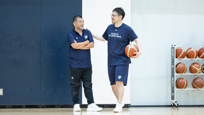 佐々宜央アソシエイトヘッドコーチがチームに合流しました!