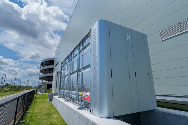 プロロジスパーク草加に定置用蓄電池を納入