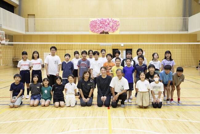 石川真佑選手＆竹下佳江さん登壇！バレーボール教室＆トークショーを開催“噛む力をスポーツの力に” 第二弾