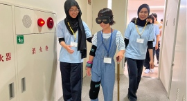 「アリス学園 介護福祉学科」の留学生たちが7月30日に、「学びフェスタ2024 夏休み職業体験」に参加!石川県内の小中学生に介護職の力を解説 「アリス学園 介護福祉学科」の留学生たちが7月30日に、「学びフェスタ2024 夏休み職業体験」に参加!石川県内の小中学生に介護職の力を解説