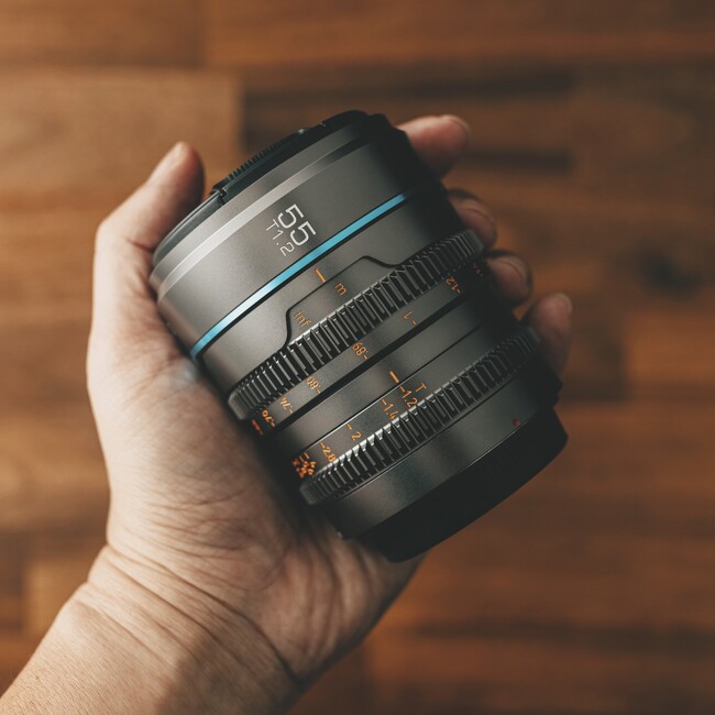 「Night Walker 55mm S35 T1.2シネマレンズ」で感情を完璧にキャッチ！至高の表現力を体感せよ」