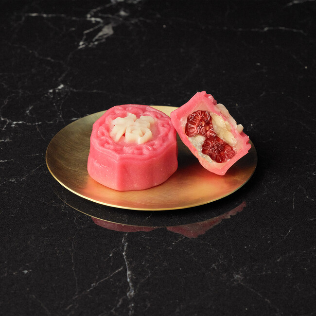 【初出店】幸せをもたらす進化形スイーツ「FORTUNE MOON CAKE」が8月29日（木）～9月3日（火）まで東武百貨店池袋店で開催の「台湾フェア」に初登場！