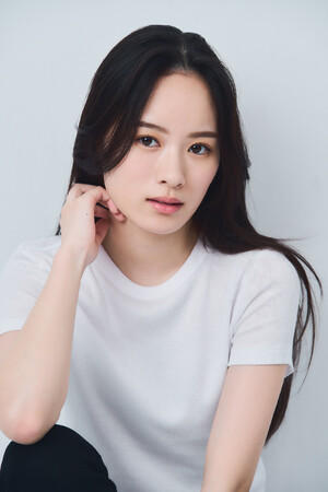 渋谷の街角に10ｍを超える女性が出現？！