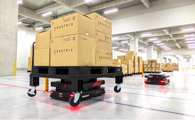 アダストリアの物流拠点でAMR（自律走行搬送ロボット）による搬送自動化の実証実験を開始