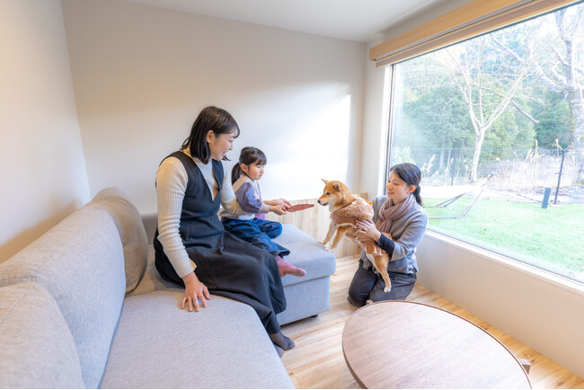 愛犬との宿泊料金を値下げ！大型犬の受け入れも開始　和歌山・熊野古道のコンテナホテル「SEN.RETREAT CHIKATSUYU」