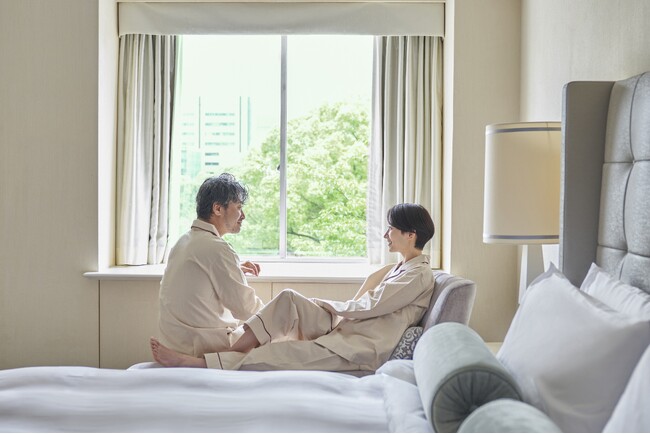 国産の間伐材を再利用した木糸パジャマに開業60周年記念刺繡が！環境に配慮したグッズに囲まれ、カーボン・オフセットな宿泊が可能なスイートルームステイ【東京プリンスホテル】