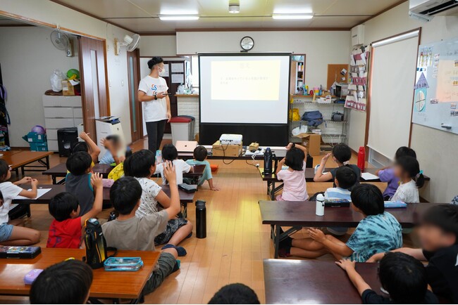 小学生向け「学校では教えてくれないお金のはなし」出張授業を実施｜ココザス株式会社