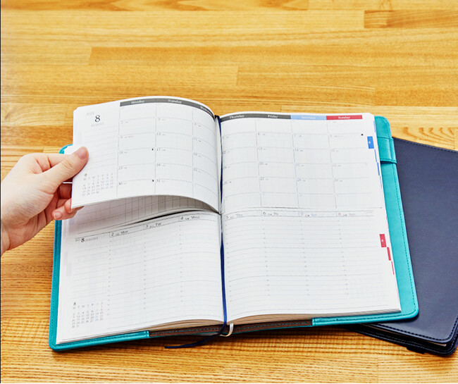 累計販売数15万冊突破!伊藤手帳ユメキロック「セパレートダイアリー」2025年1月始まり。9月2日より予約販売開始。上下2段で細かな予定管理が「できる」「ぱっと見てわかる」定番商品。