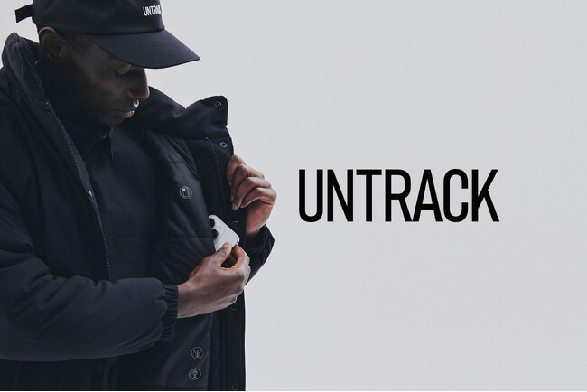 手ぶらで外出できる収納力をウェアに。老舗バッグメーカーが手掛ける「UNTRACK」から、“着るバッグ”仕様の新作ウェア登場
