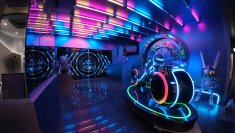 那覇松山にCyber Punkな空間で楽しめる個室カラオケ「Soar Party Box」が2024年9月10日にOPEN