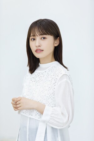 声優の逢田梨香子さんと新藤みなみさんが、東野圭吾さんの担当編集チームを交えてクロストーク！「東野圭吾Audibleオリジナル作品『誰かが私を殺した』の出演声優が語る舞台裏！」が配信開始