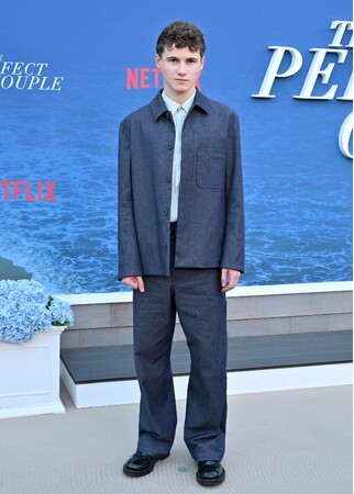 【DIOR】ディオールを纏うセレブリティ：サム・ニヴォラ＠『The Perfect Couple』プレミア