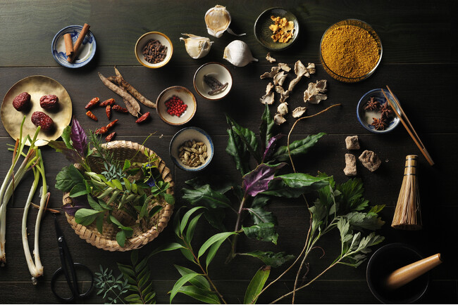 【星のや沖縄】沖縄特有のスパイスで心身を調える「気巡りスパイス滞在」提供｜期間：2024年11月1日～2025年2月28日