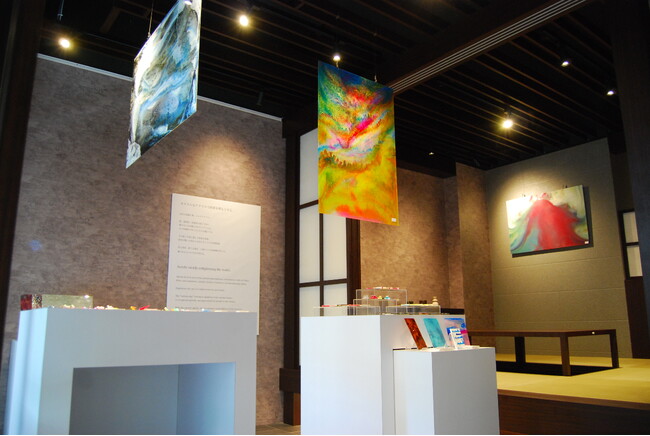 「文喫」を手掛ける「ひらく」の海外初プロデュースとなる企画展を十割そば店「元年堂」クアラルンプールにて9月12日より開催