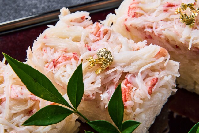11月解禁！金沢の冬の味覚 香箱ガニ×金沢の郷土料理を味わい尽くす豪華「香箱蟹御膳」が付いたプレミアム宿泊プランの予約受付を開始