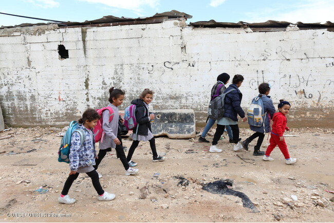 ガザ地区　学校生活を始められない新1年生4.5万人　62.5万人がこの1年間学校に通えず【プレスリリース】