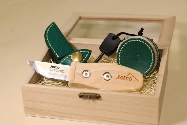 ジヤトコ、端材を活用したアウトドア用エコナイフ「ARUNEMO」を発売