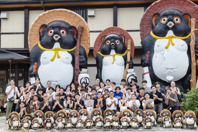 株式会社あい・グループは、社員旅行でバスツアーを開催！社員同士の絆を深め、リフレッシュのひとときを過ごしました。